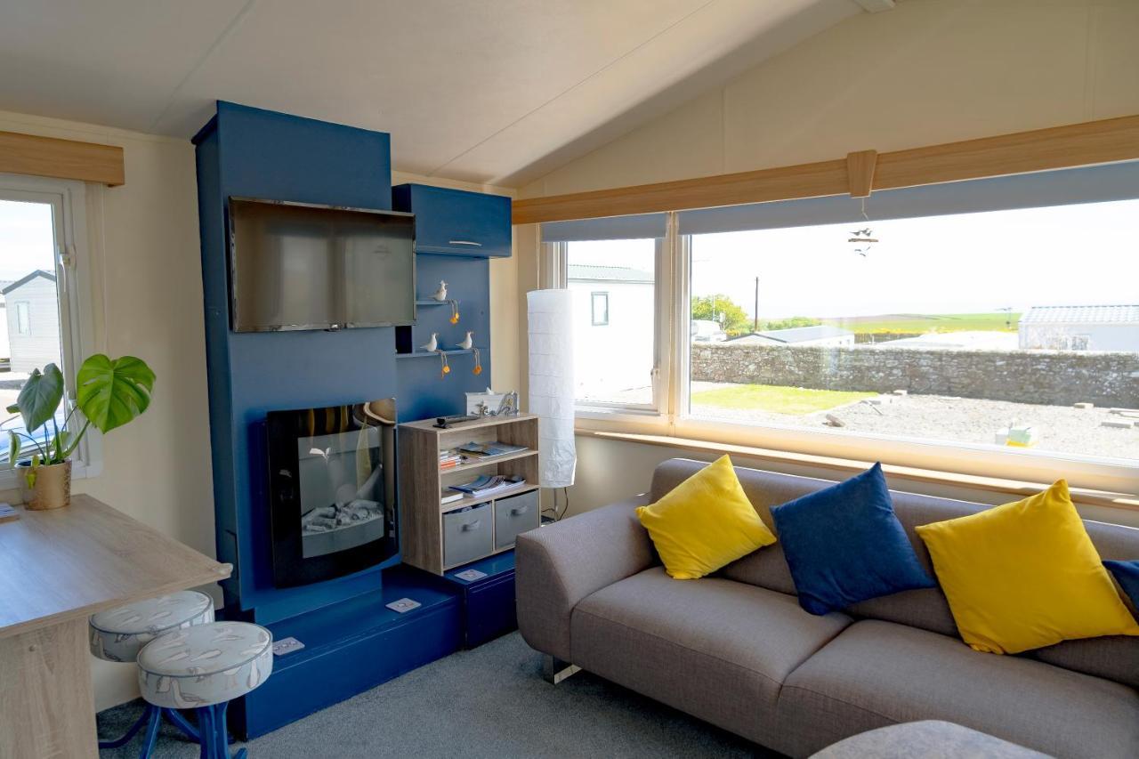Kittiwake Apartment Saint Cyrus Exterior photo