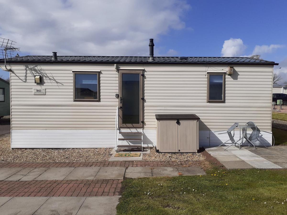 Kittiwake Apartment Saint Cyrus Exterior photo